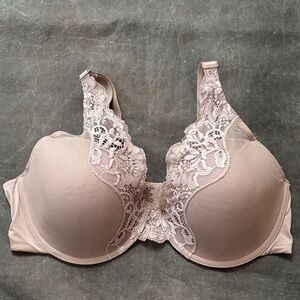 Gorgeous, nude lace illusion, lightly padded bra, 38C
Bali